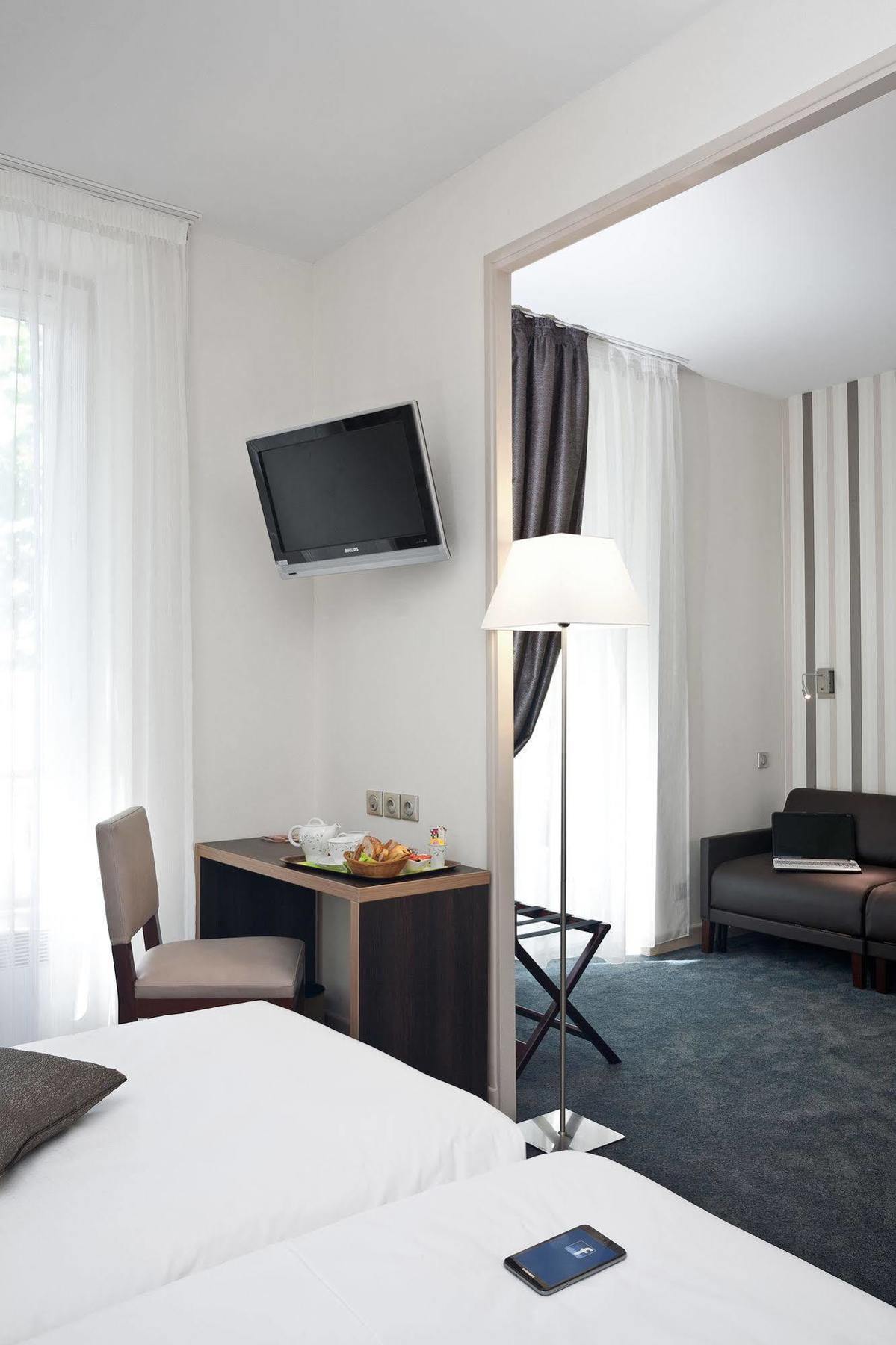 Hotel Arverna Vichy - Clt'Hotel Exterior foto